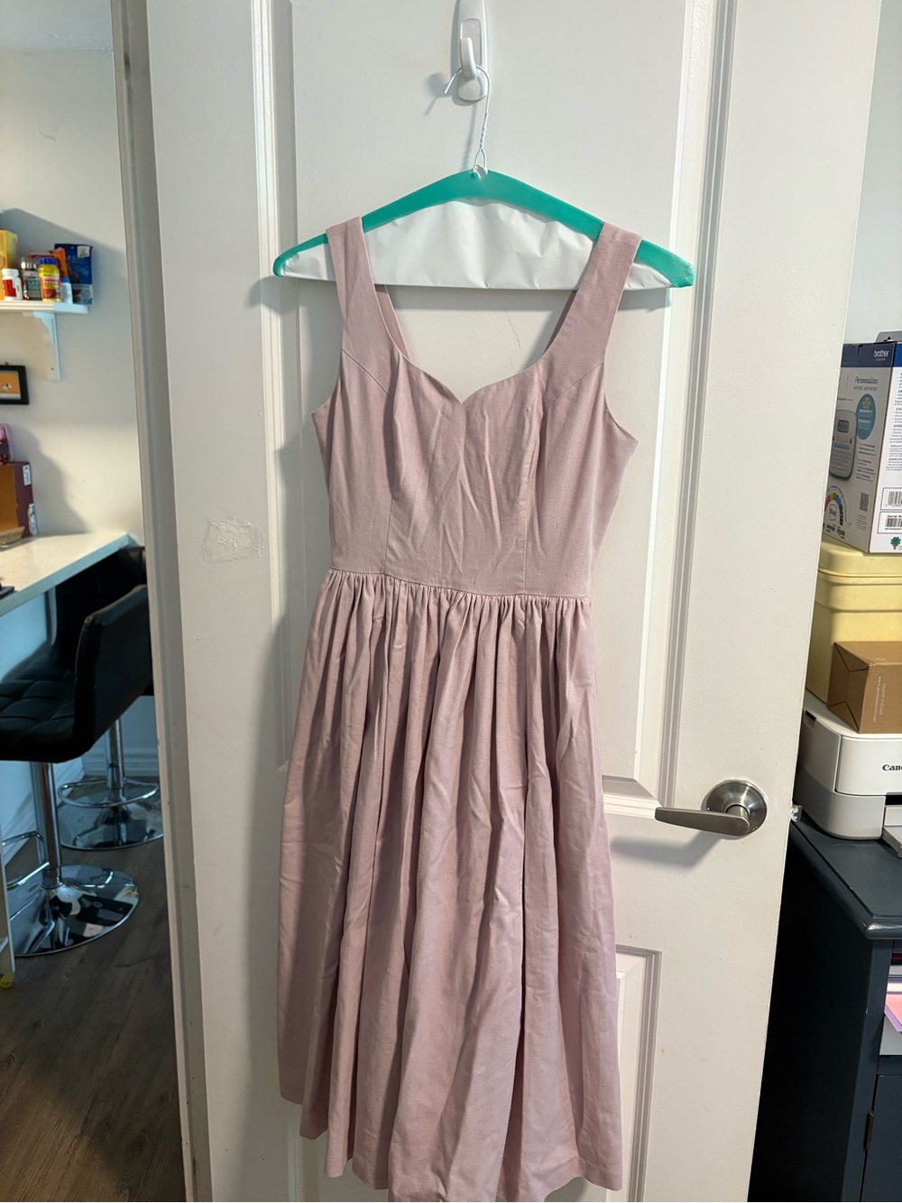 Hearts and Found Elizabeth dress in Lilac linen - Picture 8 of 12